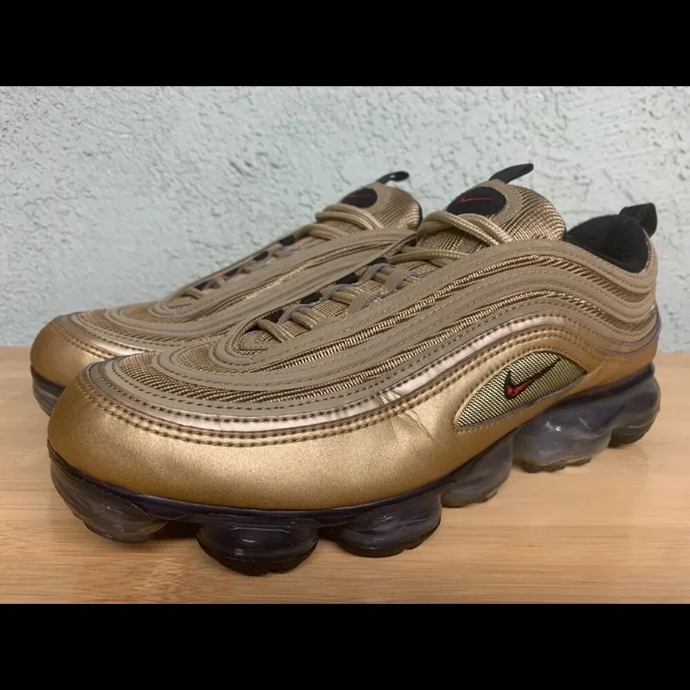 Size 10.5‎ - Nike Air VaporMax 97 Metallic Gold 2018